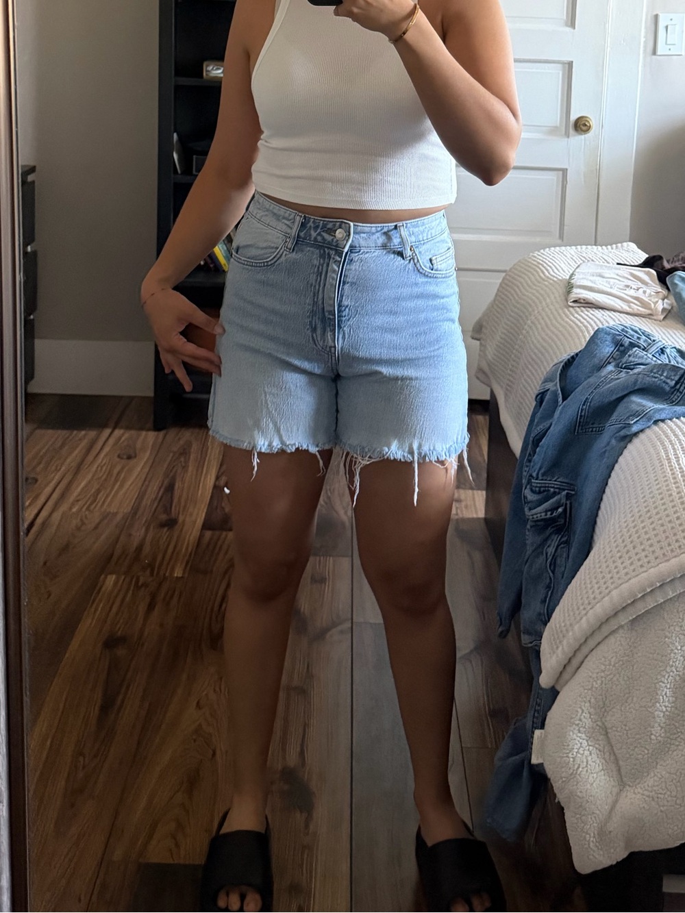 H&M SHORTS - Picture 2 of 8